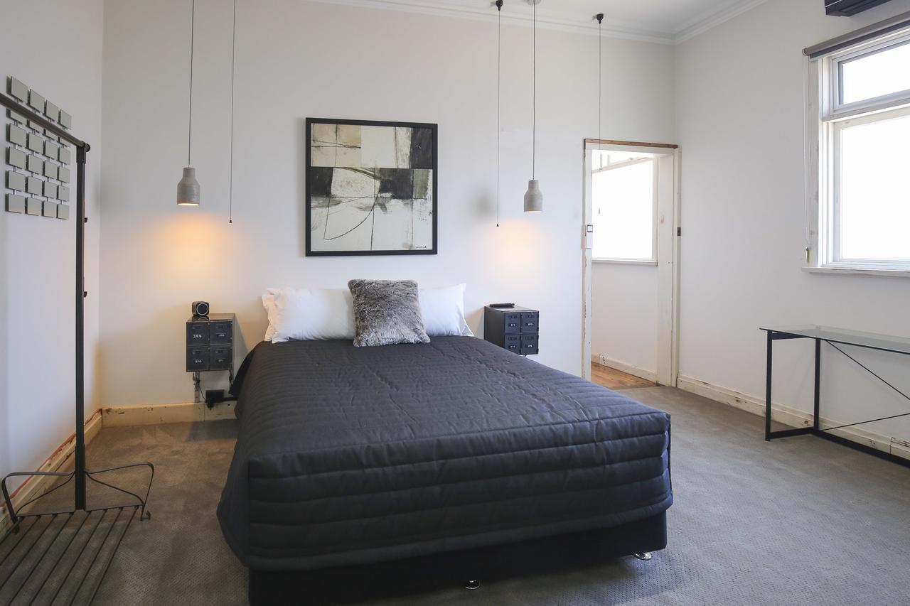 Apartment Indulge - The Urban Collection