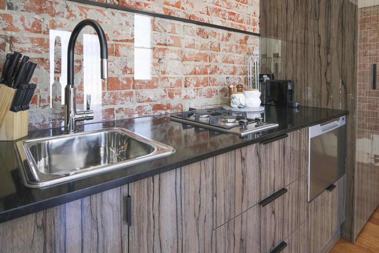 Apartment Indulge - The Urban Collection *